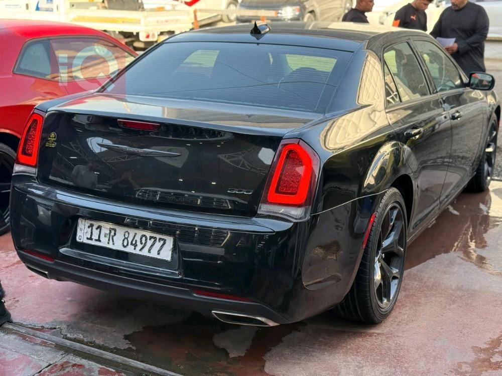 كرايسلر 300